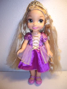 Muñeca enredada T4 Disney Princesa Rapunzel 14" con corona y zapatos - Imagen 1 de 5