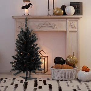 Northlight 3ft Black Noble Spruce Artificial Halloween Tree, Orange Lights - Bild 1 von 10