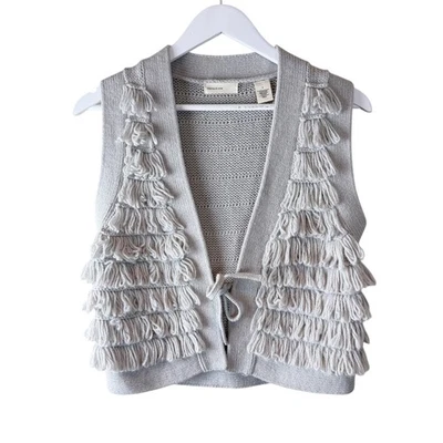 Suéter cárdigan gris sin mangas chaleco tejido con flecos pequeños para mujer Sleeping on Snow Foto 1 de 4