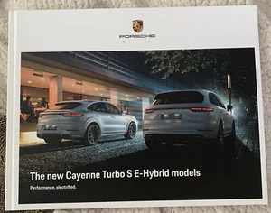 2020  Porsche The New Cayenne Turbo S E-Hybrid Hardbound  Brochure - Imagen 1 de 1