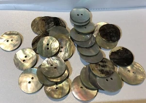 32 Real Pearl Shell Vintage Buttons For Garments Craft Etc - Picture 1 of 4