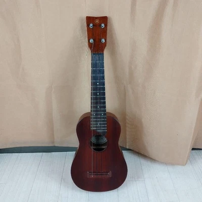 Ukulele Yamaha Soprano Yuk-80 - Imagem 1 de 4