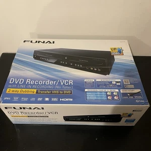 Funai ZV427FX4 HDMI DVD Recorder VCR Combo Player VHS Transfer - Picture 1 of 6