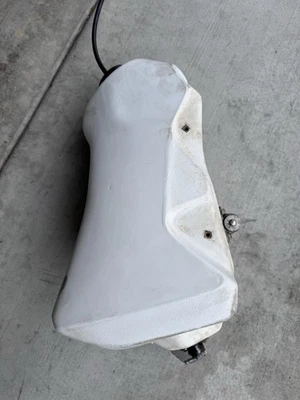 Tanque Clark de gran tamaño de 3,1 galones para 1992-1996 Cr 125 CR 125 Foto 1 de 3