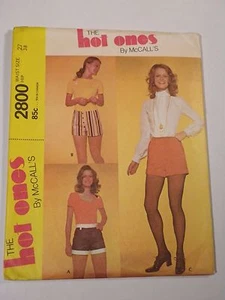 Mc-2800 Vintage 70s Short Shorts Sewing Pattern McCall's Waist 27 Hip 38 - Picture 1 of 4
