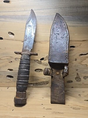 Vintage Fixed Blade Camillus New York Combat Survival Knife Bowie Y354 - Image 1 of 4