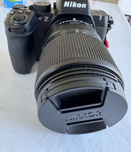 NIKON Z50II Kit Systemkamera mit Objektiv 18-140mm, 8 cm Display Touchscreen, WL - Bild 1 von 3