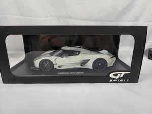 GT Spirit Koenigsegg Jesko Absolut white resin MODEL sports CAR 1:18 scale - Bild 1 von 3