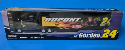 Remolque Winners Circle Jeff Gordon #24 2004 The Wizard of Oz 1/64 Foto 1 de 3