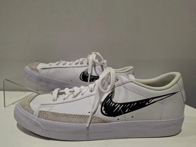 Nike Unisex Kids White/Black Size 7Y Blazer Low '77 GS Sketch Sneakers - Image 1 of 4