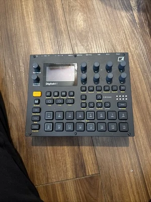 Elektron Digitakt II 16-Track Drum Computer SAMPLER USADO CIRCUITO PERFECTO Foto 1 de 4