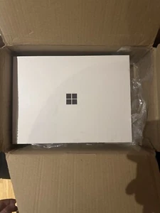 Microsoft Surface Pro 13" OLED Copilot + PC Snapdragon X Elite 32GB RAM 1TB SSD - Picture 1 of 2