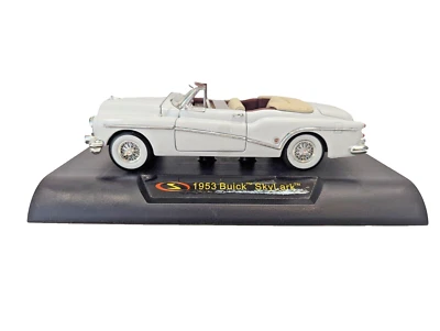 Buick Skylark 1953 convertible blanco modelos exclusivos escala 1/32 - sin caja Foto 1 de 4
