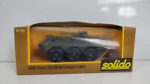 SOLIDO DIE CAST MILITAIRES VAB 6X6 SAVIEM CREUSOT LOIRE TANK Military Truck 251 - Picture 1 of 7