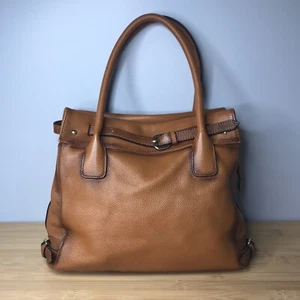 Usado en excelente estado La Poet bolso de hombro de cuero guijarros + correa para el hombro, cubierta antipolvo - Imagen 1 de 15