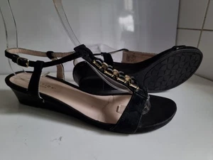 KENNETH COLE UK 6.5 EU 39.5 WOMENS BLACK LEATHER FLAT STRAPPY SUMMER SANDALS - Imagen 1 de 14