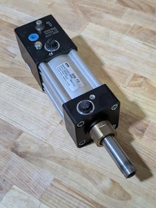 Parker  P1D4J063FC-0050NNN6N cylinder Series P1D - Picture 1 of 4