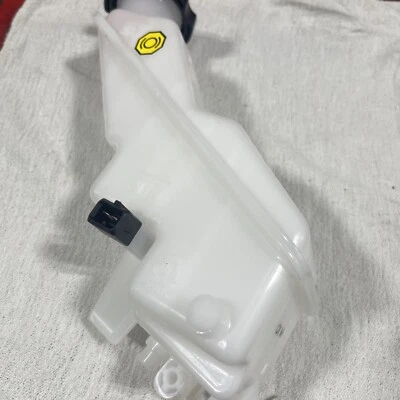 Tanque depósito cilindro maestro freno 585112W400 HYUNDAI SANTA FE 2013-2018 Foto 1 de 4