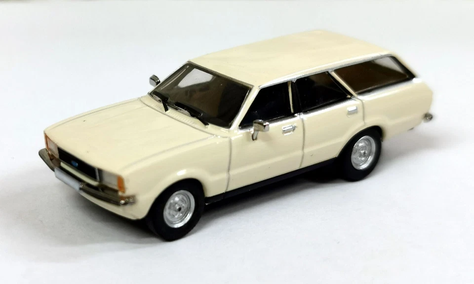 Premium ClassiXXs 870155 - Ford Taunus TC 2 Turnier - 1:87 - Image 1 of 1