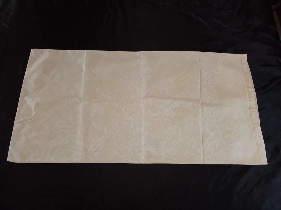 Funda de Almohada King Crate & Barrel Blanco Amarillo Algodón Ropa de Cama Moderna Decoración de Dormitorio Foto 1 de 4