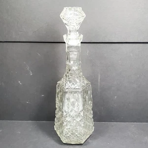 14" Vtg Libbey Cambridge Diamond Cut Glass Decanter Stopper Whiskey Bourbon - Picture 1 of 9