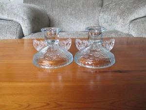 VINTAGE DECO/RETRO PAIR OF BLUE GLASS BUTTERFLY CANDLESTICKS CANDLE HOLDERS (MY) - Picture 1 of 3