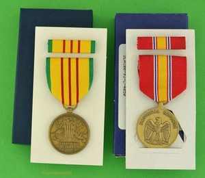 Vietnam War Service & National Defense Medal - full size original GI Issue - Picture 1 of 3