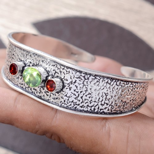 VALENTINO Bracciale elegante a mano con pietre preziose taglio peridoto taglio granato in argento sterling 925
