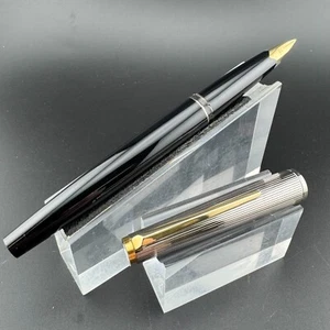 Montblanc No. 222 Silver Pinstripe Cartridge Fountain Pen GP Steel Medium Nib - Picture 1 of 13