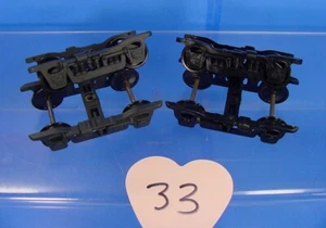 #33 SCALA O 2 PAIA CAMION AUTOVETTURE 4 RUOTE LEGGERI AMERICANI - Foto 1 di 2