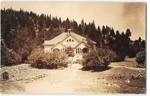 School Building DOWNIEVILLE California RPPC Sierra County 1910s Antique Postcard - Picture 1 of 2