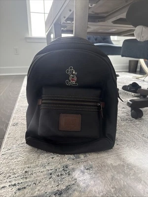 Mochila COACH Charles F59018 en Guante Cuero de becerro con Mickey Mouse Foto 1 de 4