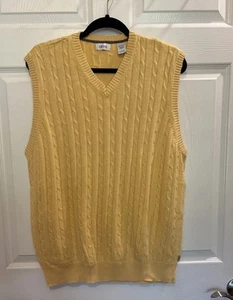 Vintage Izod Cable Knit Sweater Vest V-Neck Men’s Size L Yellow - Picture 1 of 8