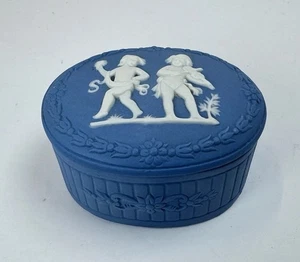 Vintage Blue & White Jasperware Style Cherub Trinket Jewelry Box Marked 1426 - Picture 1 of 14