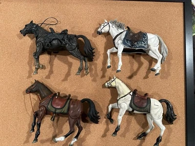 Lote de 2 figuras de acción de El Señor de los Anillos Caballo Jinete Shadowfax Brego Vintage LOTR Foto 1 de 4