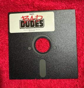 Disquete de 5 1/2" ~ Bad Dudes ~ 1988 ~ Juego ~ Data East USA ~ Apple - Imagen 1 de 3