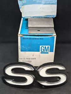 NOS 1968 1972 CHEVROLET CAMARO SS SUPER SPORT GRILLE EMBLEM NAMEPLATE ORNAMENT - Picture 1 of 13