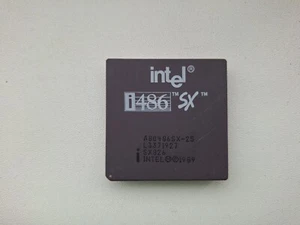 CPU vintage Intel A80486SX-25 SX826 486SX 80486 OR - Photo 1/2