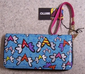 Romero Britto Wristlet Clutch Wallet 3 sided zipper Flying Hearts NEW with strap - Picture 1 of 4