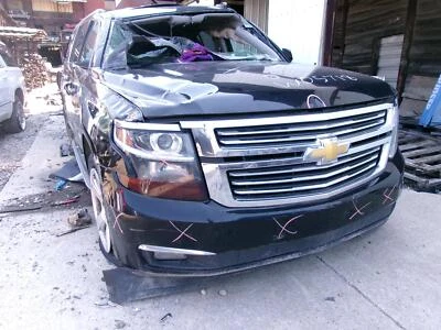 Used Left Door Mirror fits: 2015 Chevrolet Suburban 1500 Power w/turn signal opt - Image 1 of 4