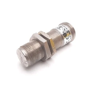 Allen Bradley 871TM-DH5NP18-N4 Inductive Proximity Sensor, 5mm, 10-30VDC - Picture 1 of 6