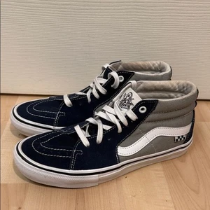Vans High-Top Sneakers in Blue and Gray 8 - Picture 1 of 6