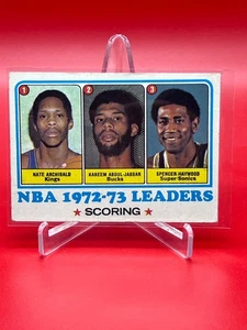 1973-74 Topps #153 - NBA 1972-73 Scoring Leaders Kareem Abdul-Jabbar - Picture 1 of 2