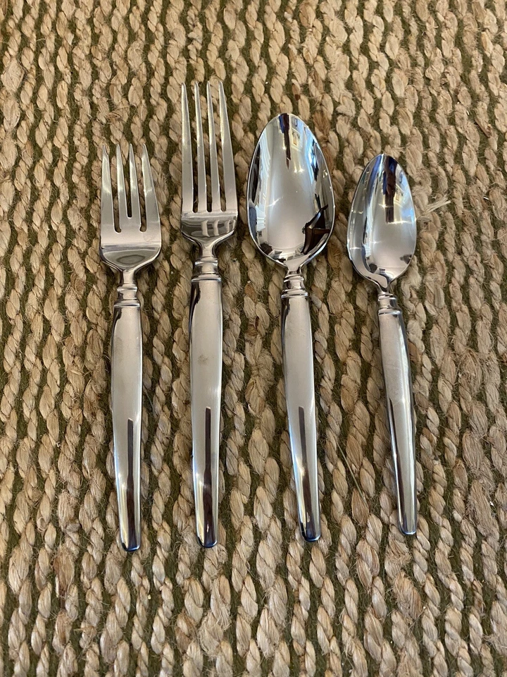 Vintage 20 piezas Hoffritz Orleans 5 - 4 piezas ajustes de lugar 18/10 Foto 1 de 4