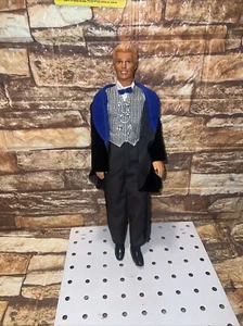 Ken Fashion Avenue Deluxe Tuxedo Suit Accessories 1995 Mattel and Ken Doll - Picture 1 of 8