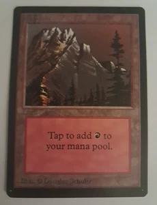 Mountain LP MTG Magic the Gathering Beta Basic Land (A) - Picture 1 of 6