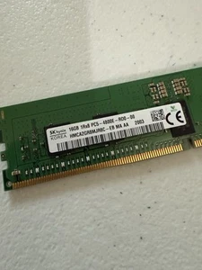 Hynix 16GB 1Rx8 PC5 - 4800E - RD0 - 00 HMCA2GR8MJR8C-EB MA AA 2003 *READ - Afbeelding 1 van 5