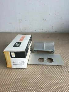CUBIERTA RECEPTÁCULO DÚPLEX WIREMOLD AL3146BD - Imagen 1 de 2