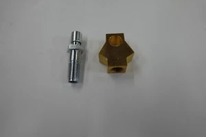 FOR MOPARS, REAREND HOUSING BRASS BLOCK AND VENT BOLT FOR BRAKE LINES. - Picture 1 of 2