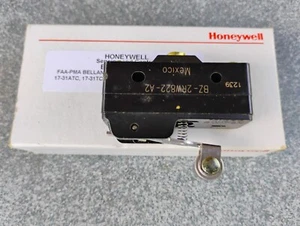 Honeywell BZ-2RW822-A2 Microswitch SNAP ACTION SPDT 15A/380VAC - Picture 1 of 3